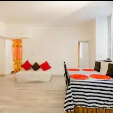 Washington Homestay Chambery